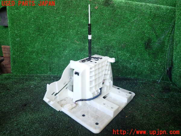 1UPJ-9235737555]パジェロ(V98W)ATシフトレバー 中古_2