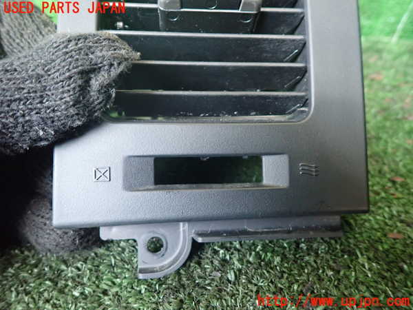 1UPJ-9235737526]パジェロ(V98W)エアコン吹き出し口1 (右) 中古_2