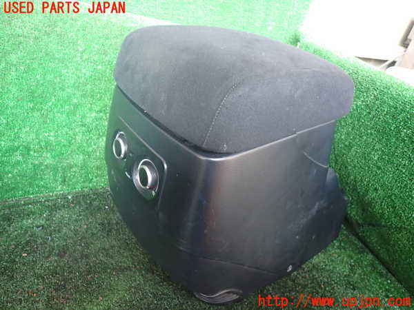 1UPJ-9235737540]パジェロ(V98W)センターコンソール 中古_3