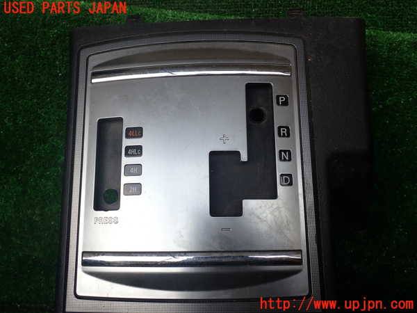 1UPJ-9235737549]パジェロ(V98W)コンソール 中古_2