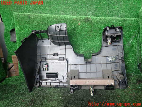 1UPJ-9235737842]パジェロ(V98W)小物入れ2 中古_4