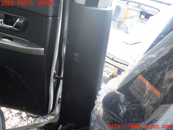1UPJ-9235737670]パジェロ(V98W)左センターピラートリム 中古_3