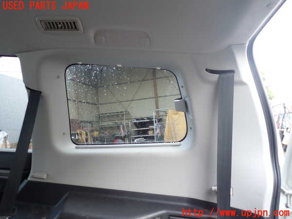 1UPJ-9235737675]パジェロ(V98W)右リアピラートリム 中古_2