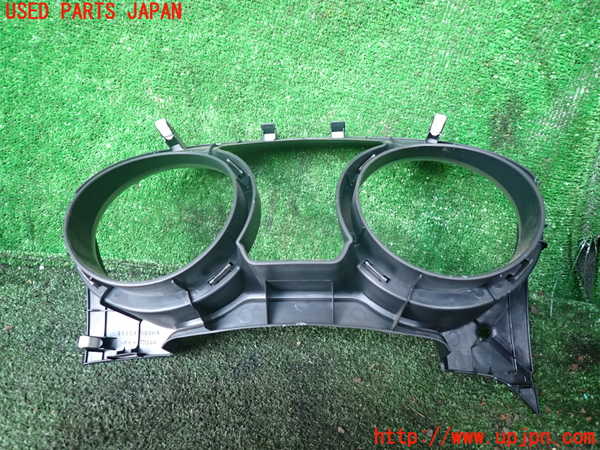 1UPJ-9235737510]パジェロ(V98W)メーターフード 中古_3