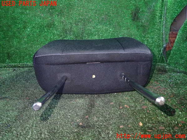 1UPJ-9235737150]パジェロ(V98W)右2列目ヘッドレスト 中古_3