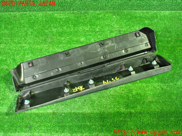 1UPJ-9235741292]レクサス・UX250h(MZAH10)右後ドアパネル 中古_2