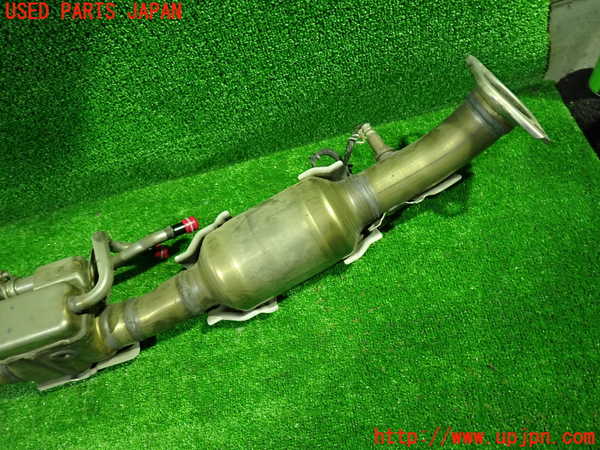 1UPJ-9235742662]レクサス・UX250h(MZAH10)触媒2 中古_2