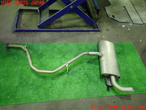 1UPJ-9235742671]レクサス・UX250h(MZAH10)リアマフラー1 中古_4