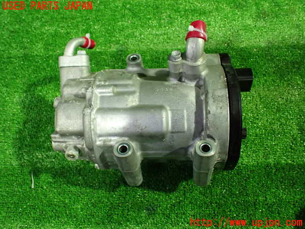 1UPJ-9235746025]レクサス・UX250h(MZAH10)エアコンコンプレッサー 中古_2