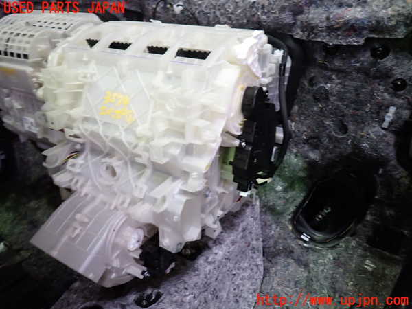 1UPJ-9235746081]レクサス・UX250h(MZAH10)エバポレーター1 中古_2