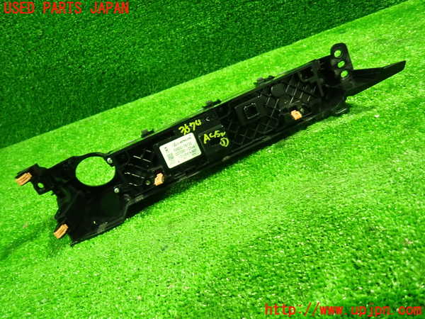 1UPJ-9235746066]レクサス・UX250h(MZAH10)エアコンスイッチ1 中古_2