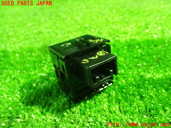 1UPJ-9235746311]レクサス・UX250h(MZAH10)スイッチ6 (ドアロック) 中古_2