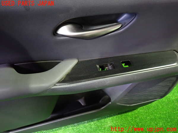 1UPJ-9235741264]レクサス・UX250h(MZAH10)左前ドア内張り 中古_2