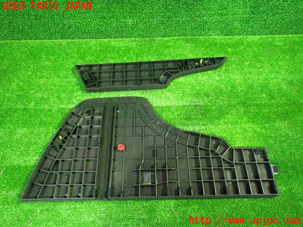 1UPJ-9235747773]レクサス・UX250h(MZAH10)ラゲッジトレイ3 中古_2