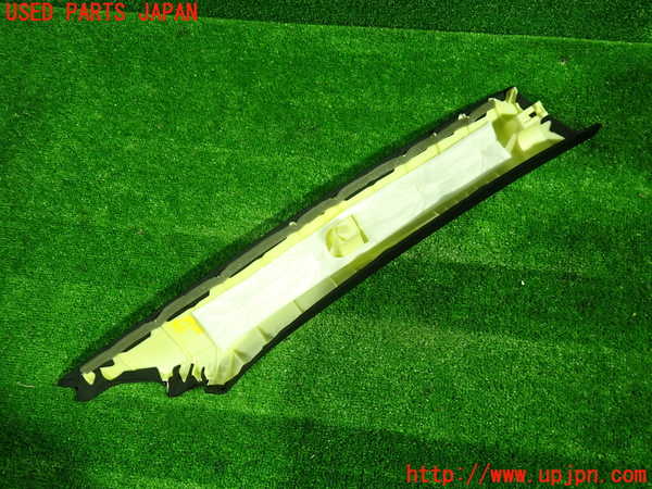 1UPJ-9235747660]レクサス・UX250h(MZAH10)左フロントピラートリム 中古_2