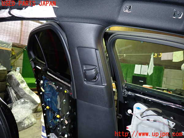 1UPJ-9235747670]レクサス・UX250h(MZAH10)左センターピラートリム 中古_2