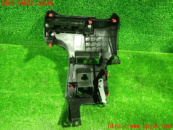 1UPJ-9235747693]レクサス・UX250h(MZAH10)内装トリム類3 中古_2