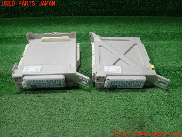 1UPJ-9235756742]レクサス・GS250(GRL11)ヒューズボックス2 中古_2