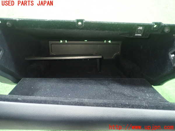 1UPJ-9235757516]レクサス・GS250(GRL11)グローブボックス1 中古_2