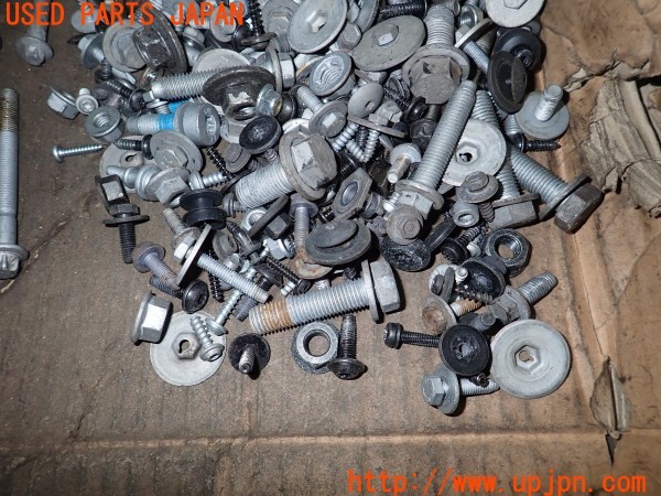 3UPJ=9235760720]BMW ミニ(MINI)ジョンクーパーワークス クロスオーバー(XDJCW R60)ネジ・ナット・ステー類 セット ジャンク_5
