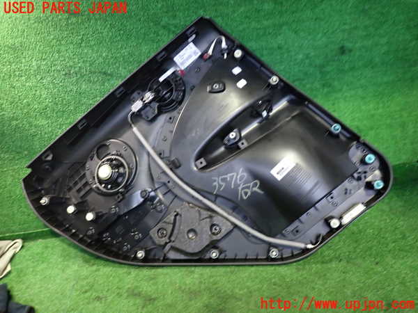 2UPJ-9235761294]BMW ミニ(MINI)ジョンクーパーワークス(JCW)(R60) クロスオーバー(XDJCW)右後ドア内張り 中古_3