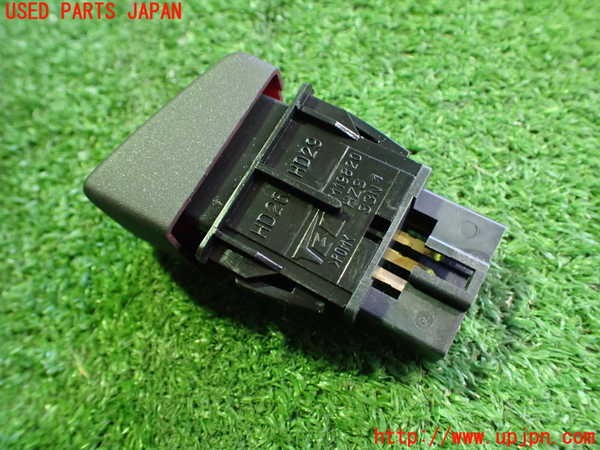 2UPJ-9235776290]アコード ユーロR(CL7)ハザードスイッチ 中古_3