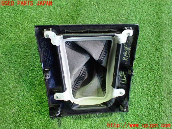 2UPJ-9235777575]アコード ユーロR(CL7)シフトブーツ 中古_3