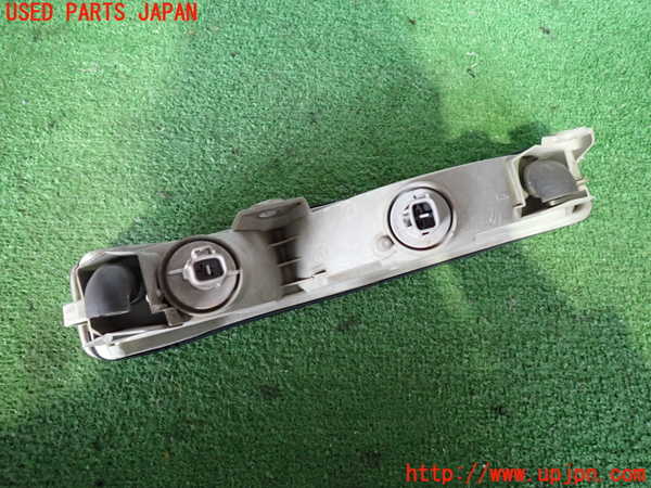 2UPJ-9235781182]センチュリー(GZG50)左フォグ 中古_3