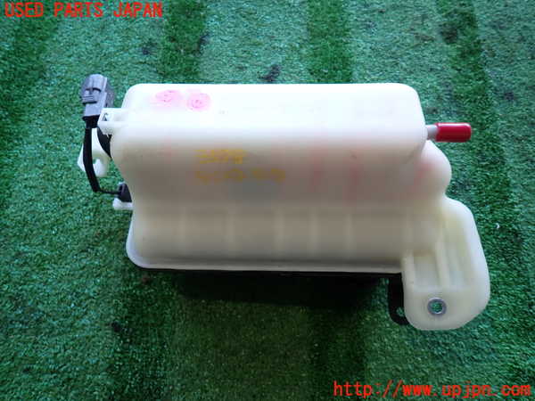 2UPJ-9235782410]センチュリー(GZG50)ラジエータータンク 中古_3