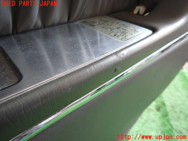 2UPJ-9235781294]センチュリー(GZG50)右後ドア内張り 中古_4