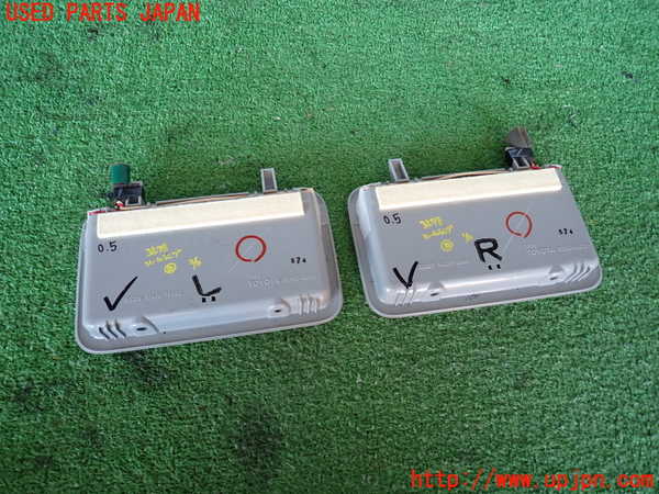 2UPJ-9235786414]センチュリー(GZG50)ルームランプ4 (2列目) 中古_3