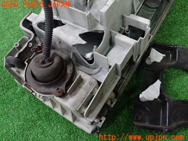 3UPJ=9235790050]セドリック ワゴン SGL(WY30)純正 右ヘッドライト 難有 中古_4