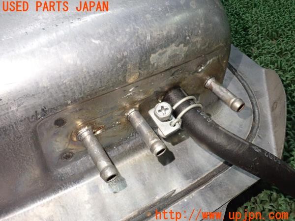 3UPJ=9235790160]セドリック ワゴン SGL(WY30)純正 フューエルリザーブタンク 中古_4