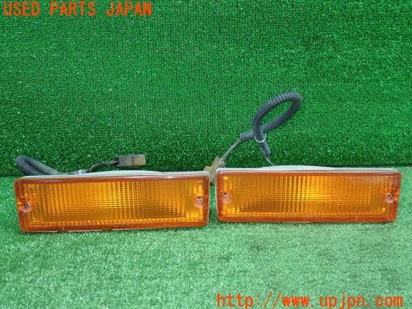 3UPJ=9235790514]セドリック ワゴン SGL(WY30)純正 IKI3157 IKI3195 ウィンカー 左右 中古_2