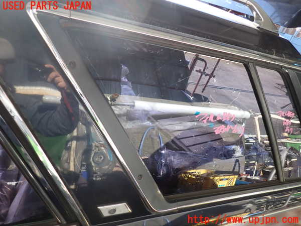 2UPJ-9235791372]セドリック ワゴン(WY30)左サイドセンターガラス 中古(M213)_2