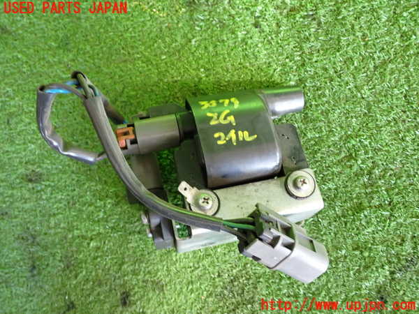 2UPJ-9235792601]セドリック ワゴン(WY30)イグニッションコイル1 中古_2