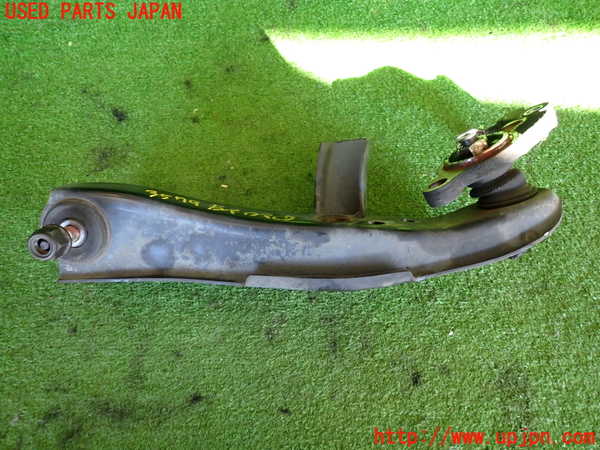 2UPJ-9235795186]セドリック ワゴン(WY30)左フロントロアアーム1 中古_2