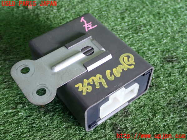 2UPJ-9235796149]セドリック ワゴン(WY30)コンピューター4 中古_2