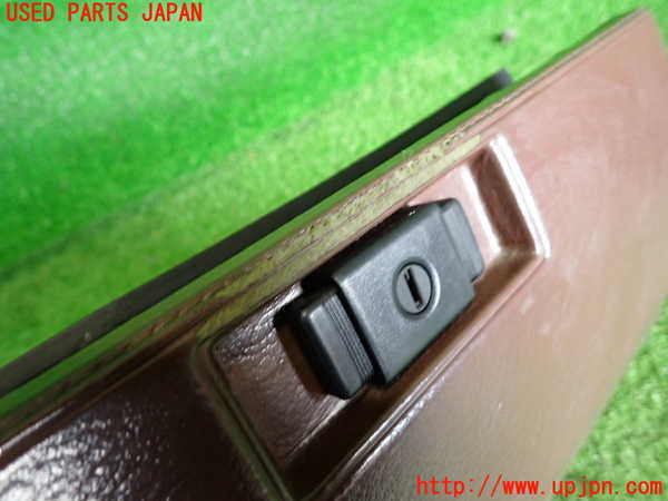 2UPJ-9235797516]セドリック ワゴン(WY30)グローブボックス1 中古_3