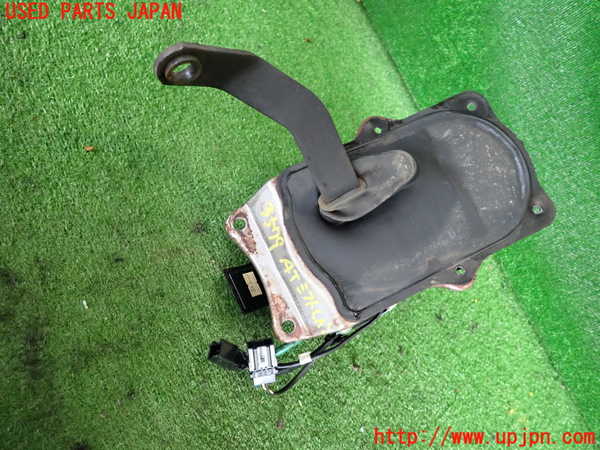 2UPJ-9235797555]セドリック ワゴン(WY30)ATシフトレバー 中古_4