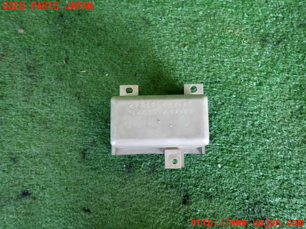 2UPJ-9235797841]セドリック ワゴン(WY30)小物入れ1 中古_3