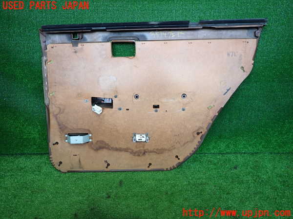2UPJ-9235791324]セドリック ワゴン(WY30)左後ドア内張り 中古_2