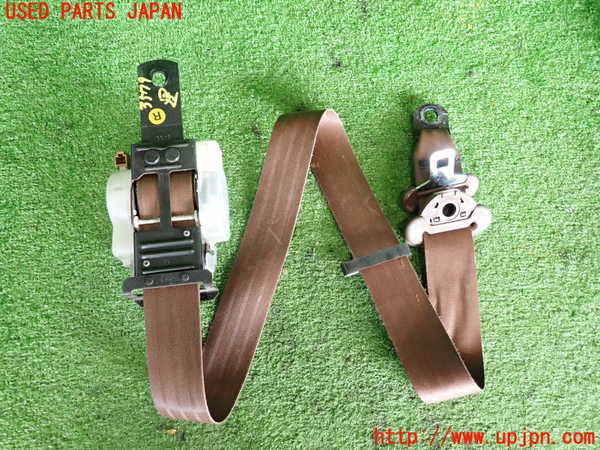 2UPJ-9235797045]セドリック ワゴン(WY30)運転席シートベルト 中古_2