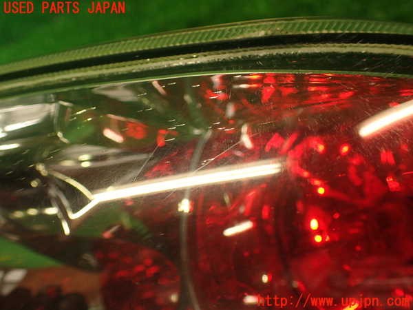 2UPJ-9235801530]ランエボ7 GT-A(CT9A)右テールランプ 中古_3