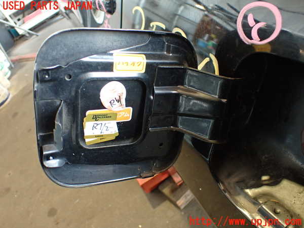 2UPJ-9235801690]ランエボ7 GT-A(CT9A)フューエルリッド 中古_3