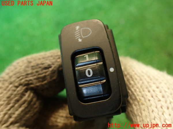 2UPJ-9235806307]ランエボ7 GT-A(CT9A)スイッチ2 (ヘッドライトレベライザー) 中古_2