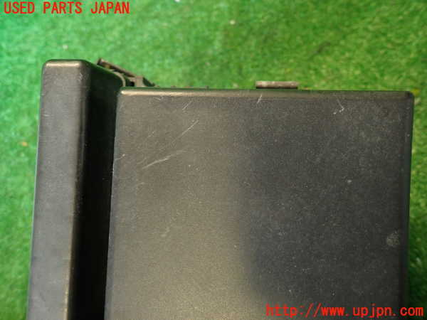 2UPJ-9235806741]ランエボ7 GT-A(CT9A)ヒューズボックス1 中古_4