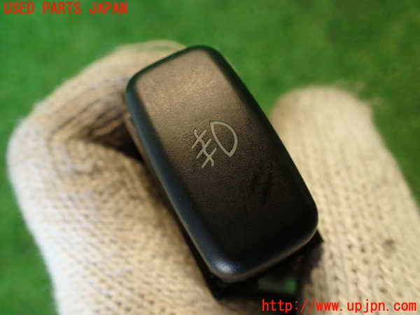 2UPJ-9235806295]ランエボ7 GT-A(CT9A)フォグスイッチ 中古_2