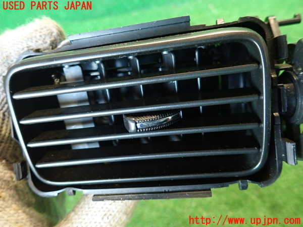 2UPJ-9235807527]ランエボ7 GT-A(CT9A)エアコン吹き出し口2 (右) (ジャンク品) 中古_2
