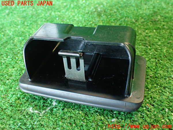 2UPJ-9235807822]ランエボ7 GT-A(CT9A)灰皿2 中古_3